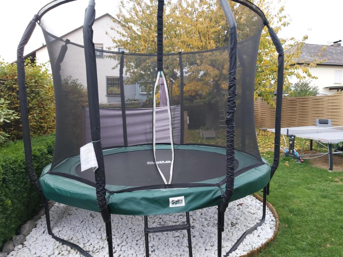 Zwei 4 Sterne Wohnungen Bei Limburg Mensfelden エクステリア 写真