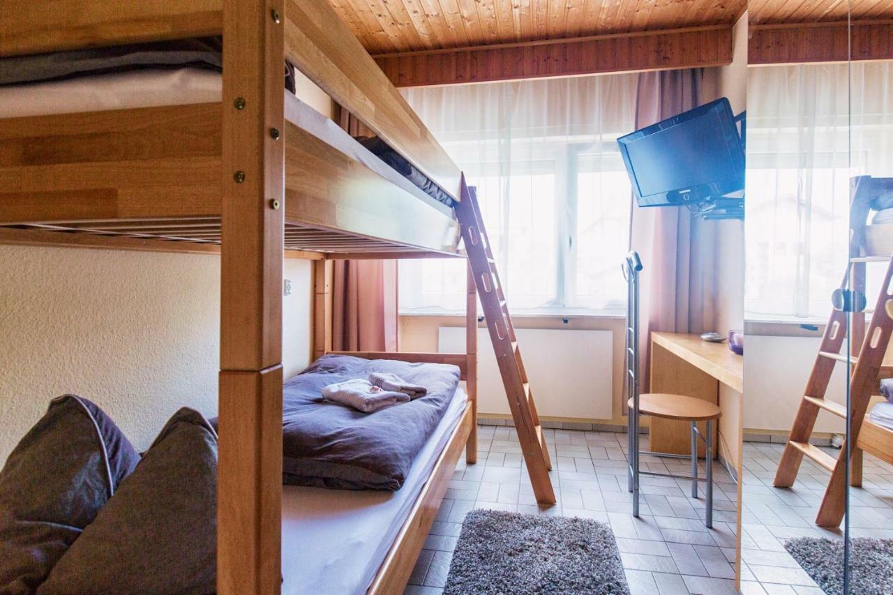 Zwei 4 Sterne Wohnungen Bei Limburg Mensfelden エクステリア 写真